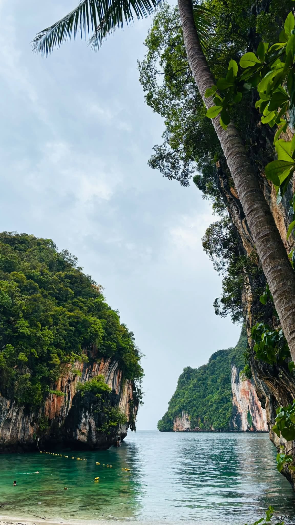 Krabi, Thailand. Free Seascapes photos