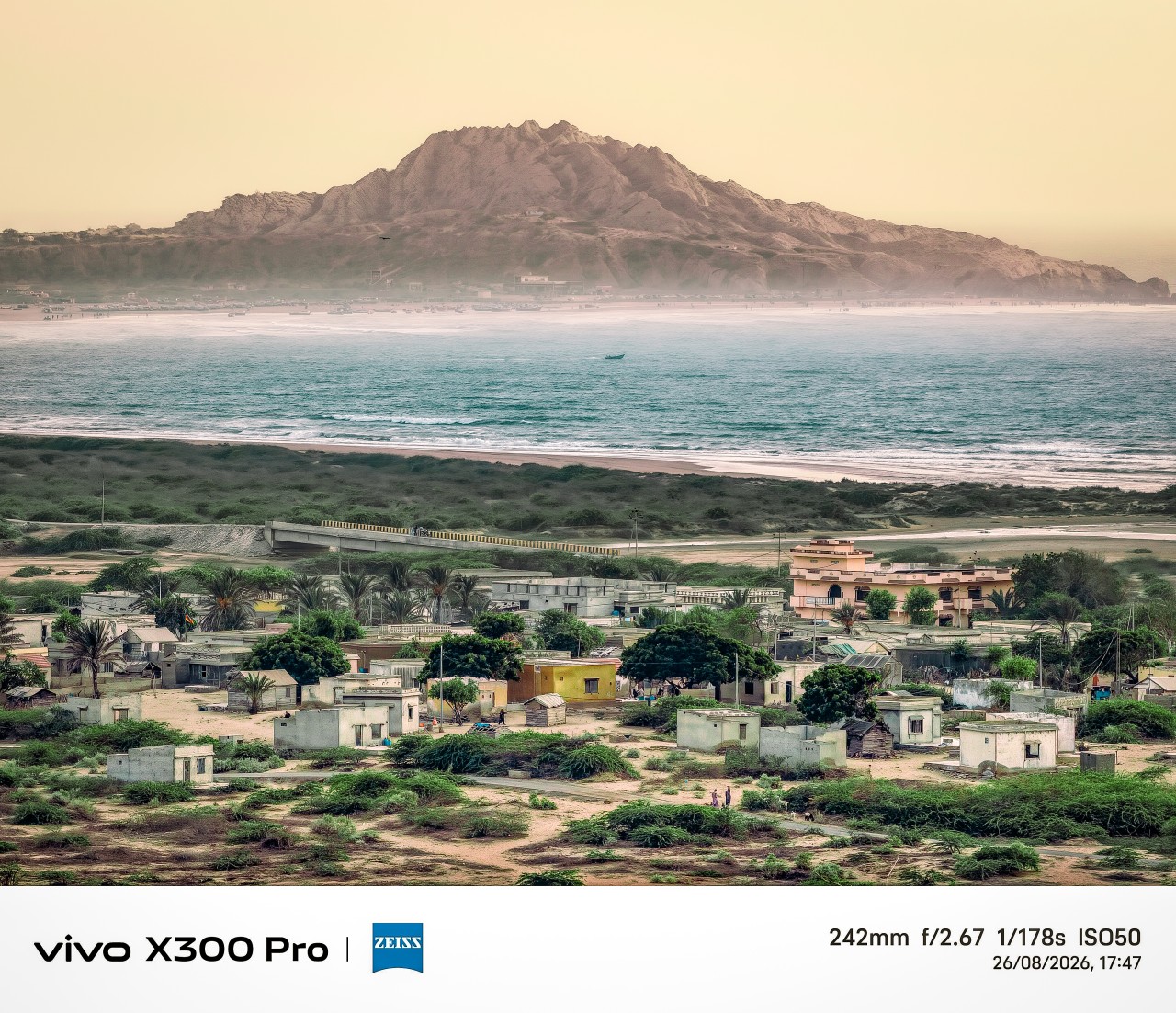 Sonmiani Beach , Balochistan. Free Landscapes photos