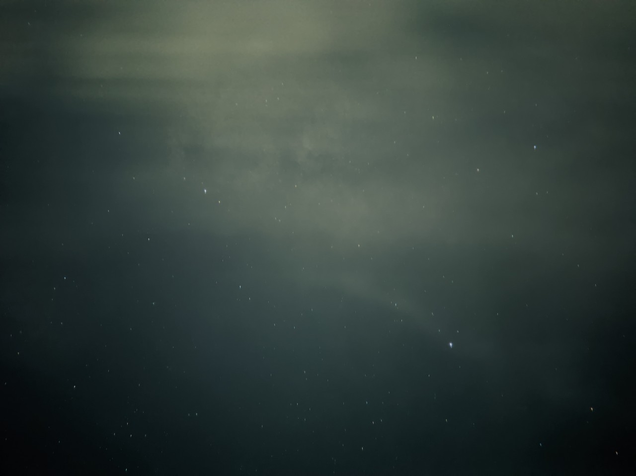 Vast. Free Skies photos