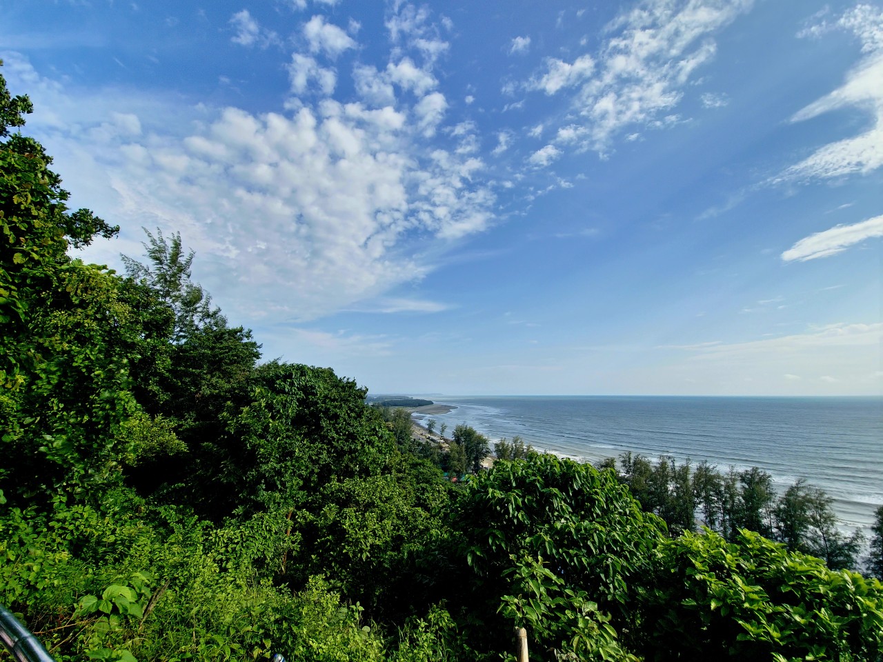 Long sea. Free Seascapes photos