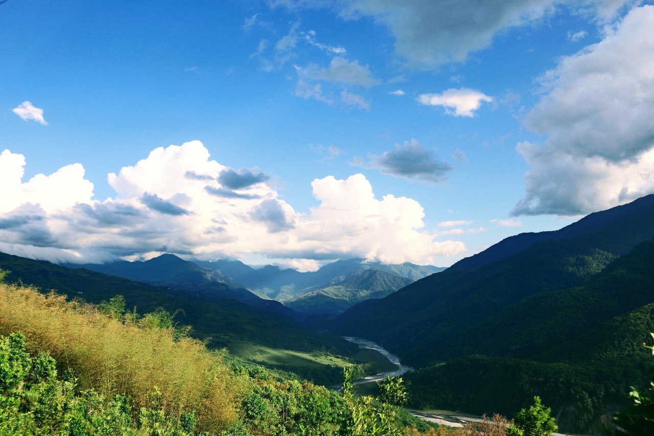 A view of Yamne Valley. Free Landscapes photos