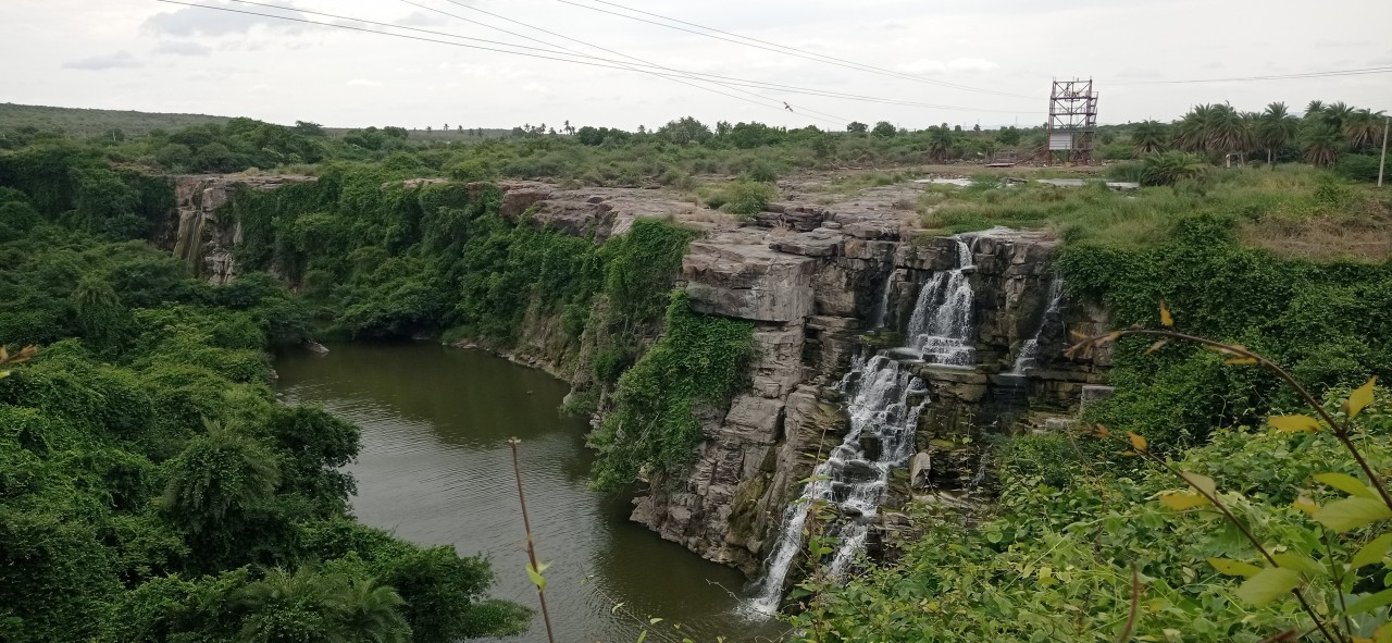 Eththipothala waterfalls, Andhrapradesh. Free Landscapes photos