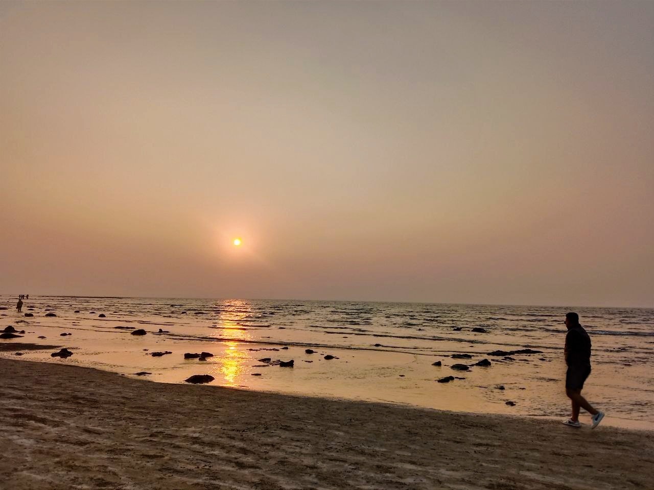 Golden Hours at Inani Beach. Free Seascapes photos